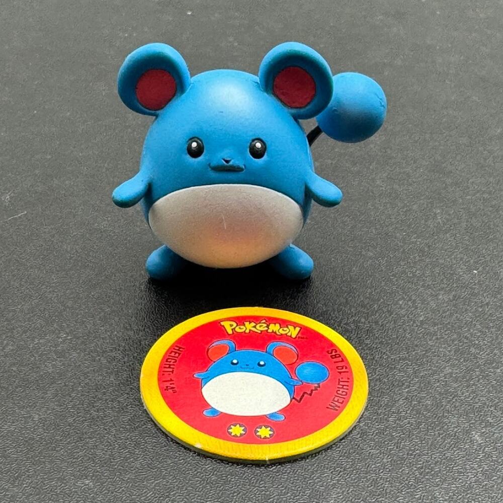 Marill Tomy Pokemon Vintage PVC Figure With Coin CGTSJ 2000